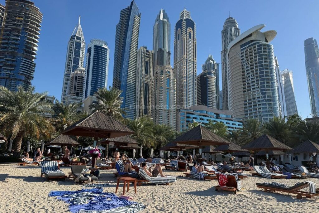 ウェスティン ドバイ ミナセヤヒのプライベートビーチ