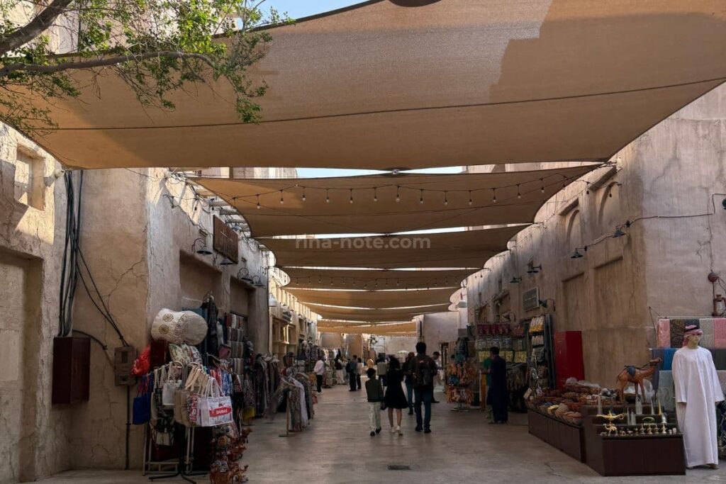 XVAアートホテルオールドドバイの中庭