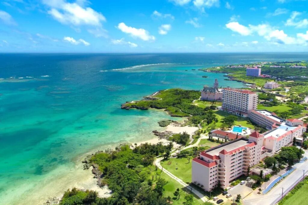 ブリーズベイマリーナ 宮古島 外観 ファミリー向けホテル